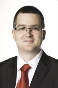 Riaditeľ inštitútu IRET